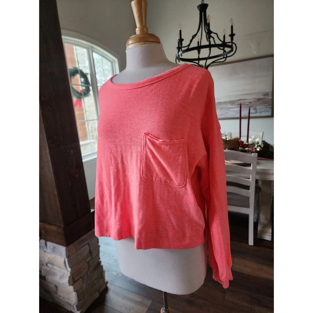 Aerie Coral‎ Pink Cropped Long Sleeve Pocket T Shirt Women Size S